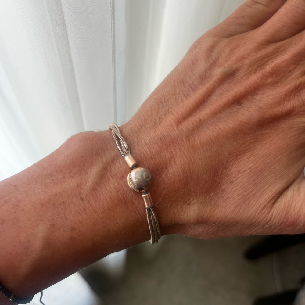 Pandora Elegant Gold Bracelet